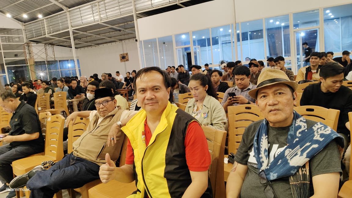 Paksakan Gibran. Jokowi Di Sindir Langgar UU Perlindungan Anak