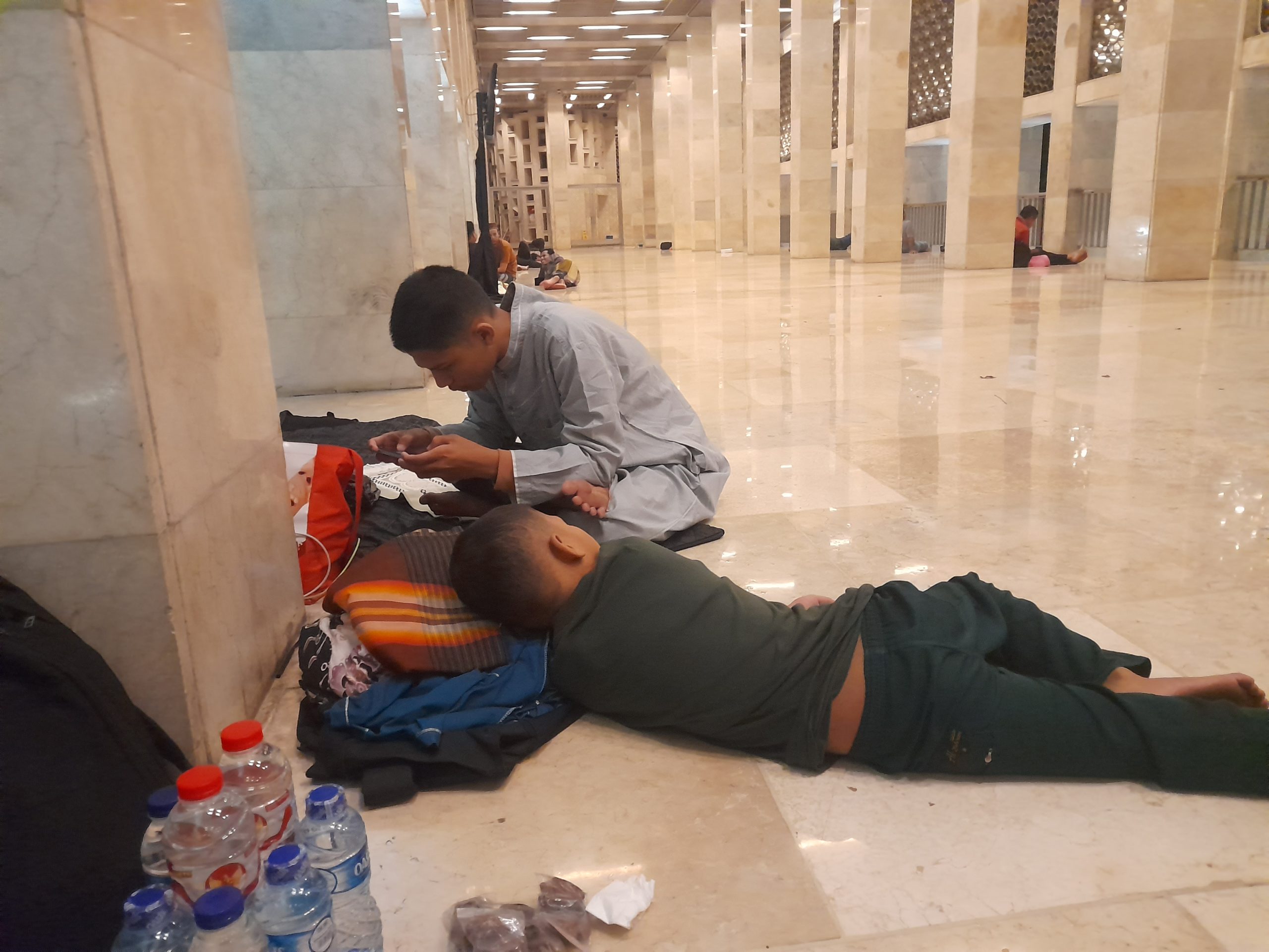 Suasana I’tikaf 2024 Hari Kedua Di Masjid Istiqlal